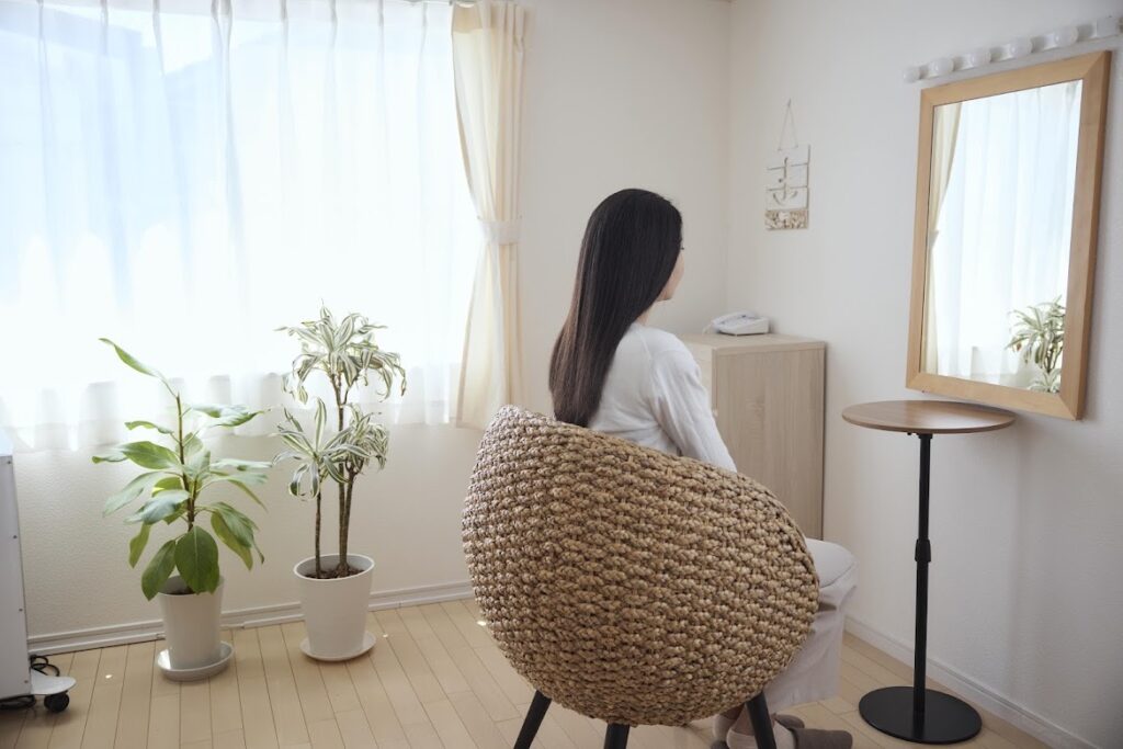 20代・30代女性の抜け毛が増えている理由